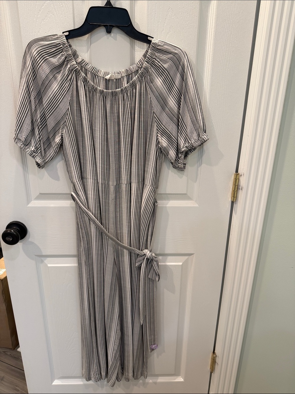 GAP Gray & White Striped Jumpsuit size 8P